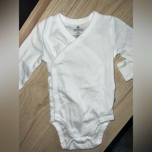 ‼️NWOT: Honest Organic Cotton White Button Down Onesie 3-6 M